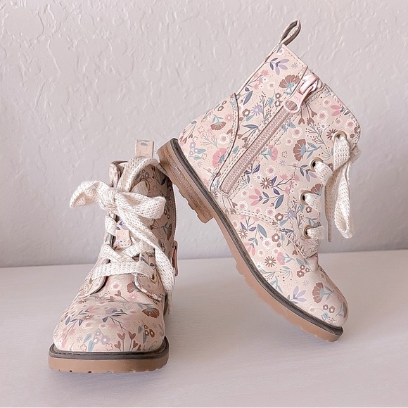 Cat & Jack Brand Floral Cream Kids Boots - Picture 1 of 7